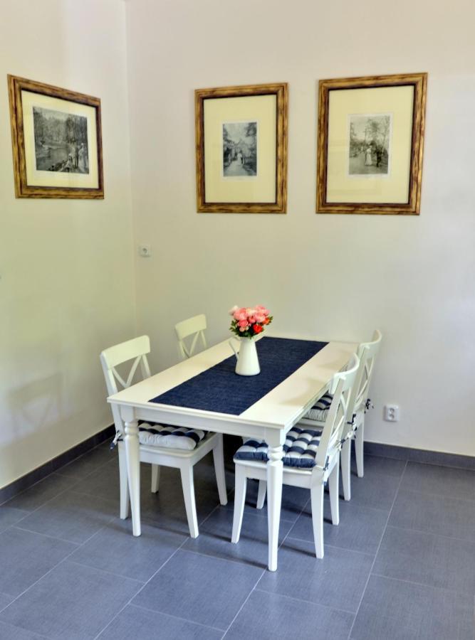 Apartmany Vila Manicka Kacov ภายนอก รูปภาพ